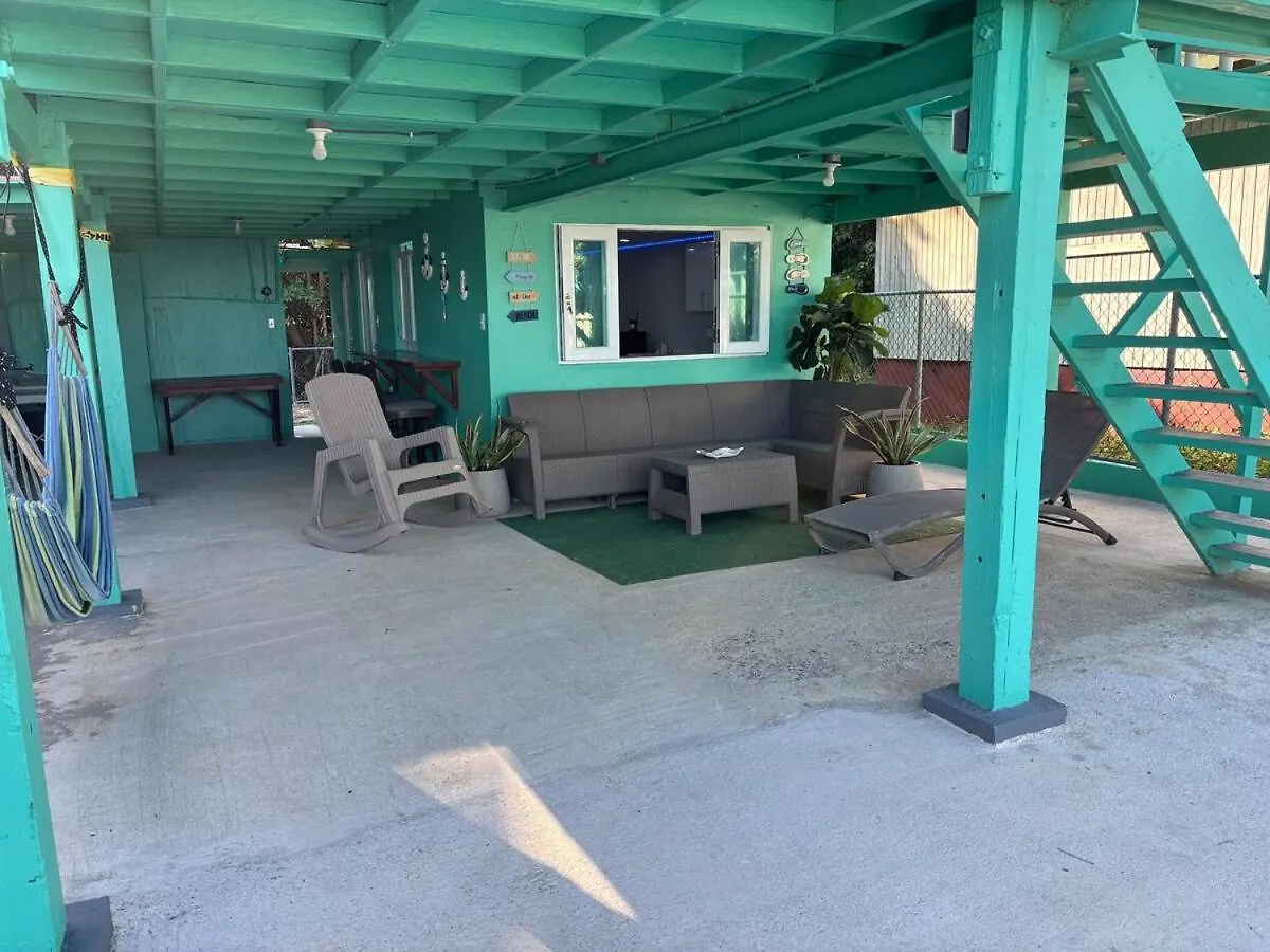 Mami Ana Beach House, The Oceanfront Rest Hideaway ! Ceiba