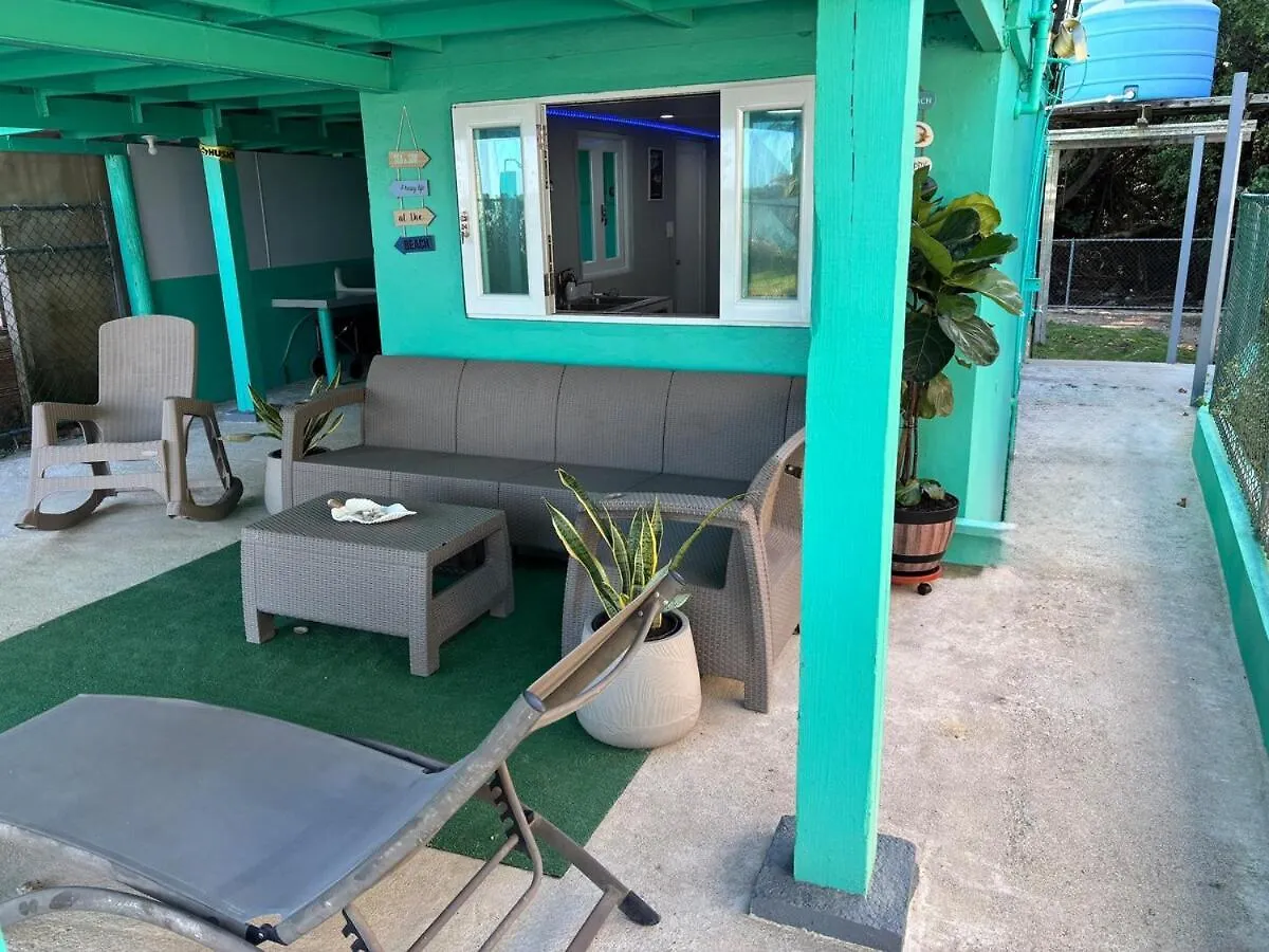 Villa Mami Ana Beach House, The Oceanfront Rest Hideaway ! Ceiba